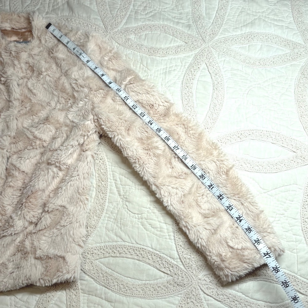 Lemon Tart Sabina Faux Fur Jacket Blush Beige Chevron Swirl Snap Front Small - Picture 9 of 9